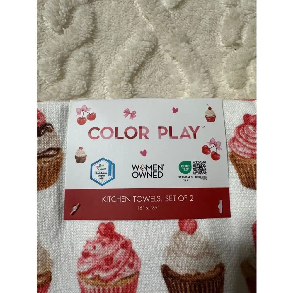 CP Valentine’s Day White Red Pink Tan Cupcakes Hearts Cotton Bamboo Tea Towels